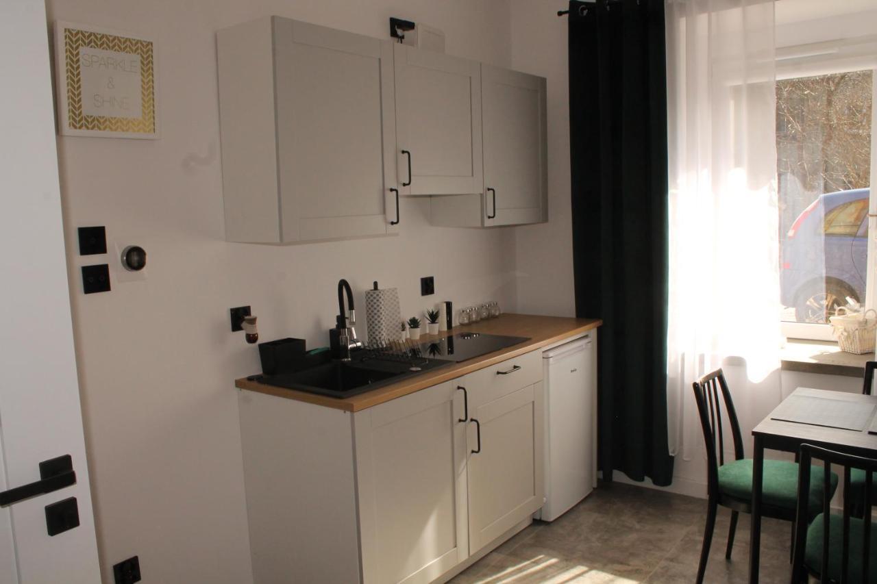 Apartament Z Historia Jelenia Góra Exteriör bild