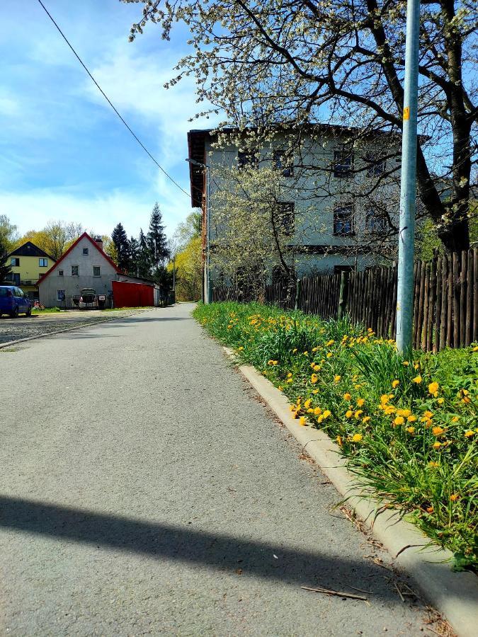 Apartament Z Historia Jelenia Góra Exteriör bild