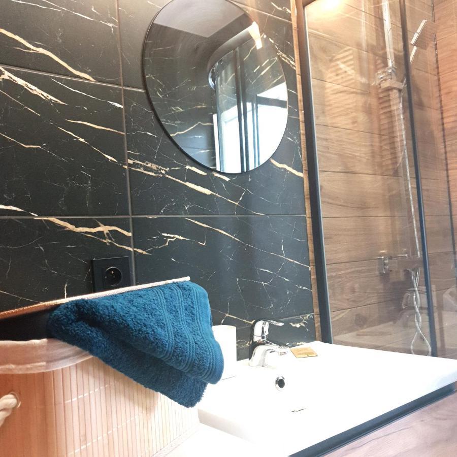 Apartament Z Historia Jelenia Góra Exteriör bild